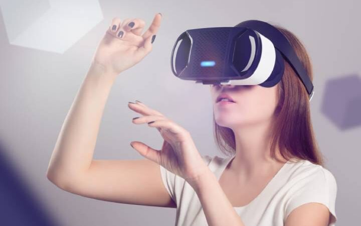5 Surprising Virtual Reality (VR) Trends For 2021