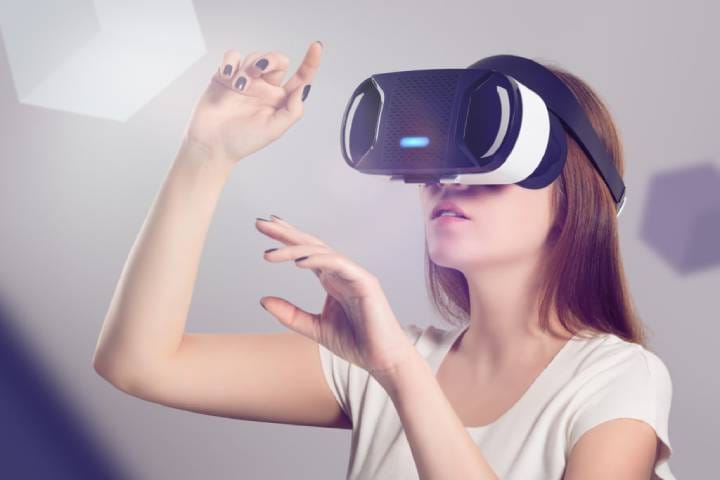 5 Surprising Virtual Reality (VR) Trends For 2021